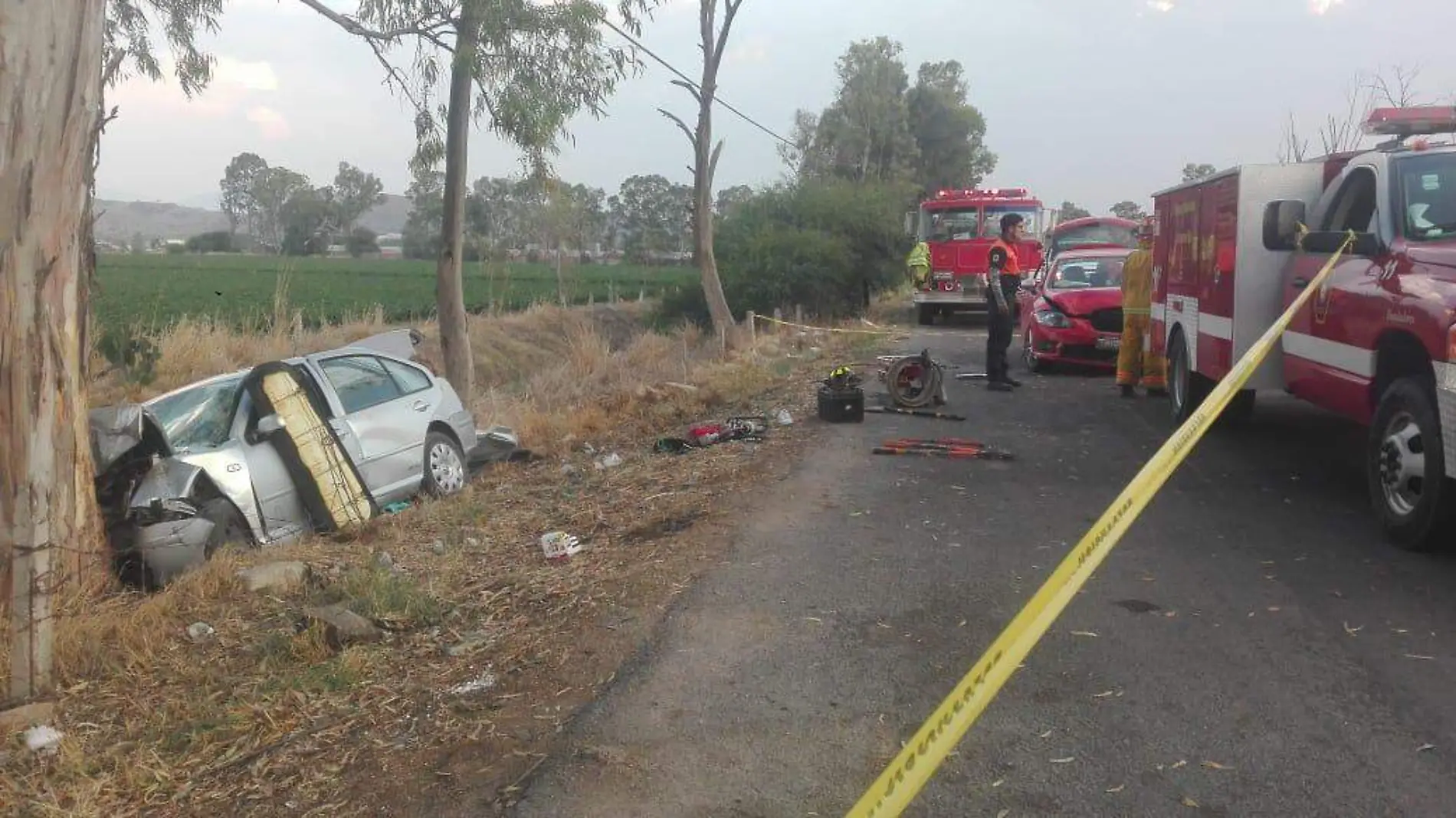 20 MAYO. Bomberos y